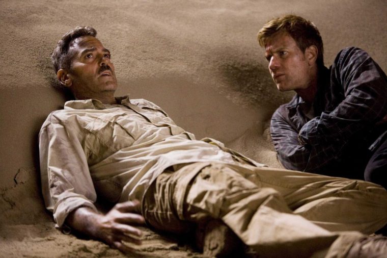 (Left to right.) George Clooney and Ewan McGregor star in Overture Films' THE MEN WHO STARE AT GOATS.