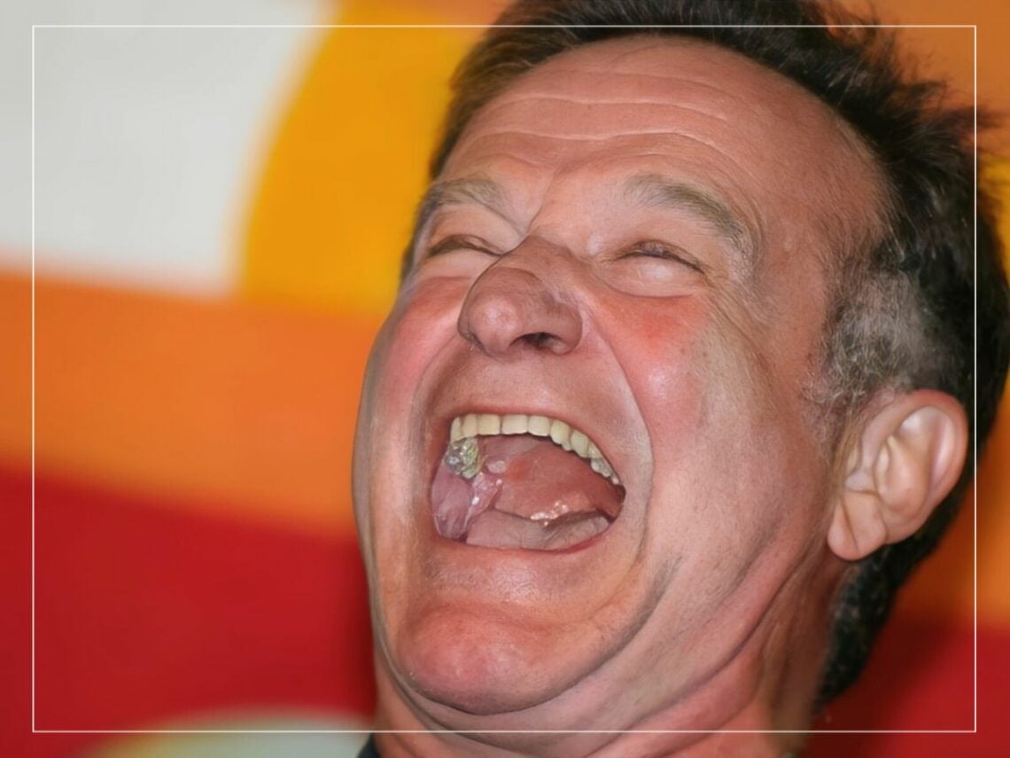 Robin Williams - Laughing - Far Out Magazine.jpg