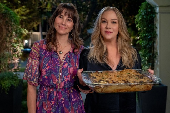 LINDA CARDELLINI, CHRISTINA APPLEGATE, 