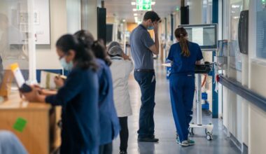 Thousands of doctors and nurses sacked by NHS trusts facing £6.6bn deficit
