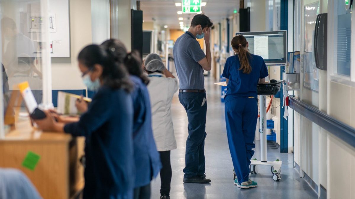 Thousands of doctors and nurses sacked by NHS trusts facing £6.6bn deficit