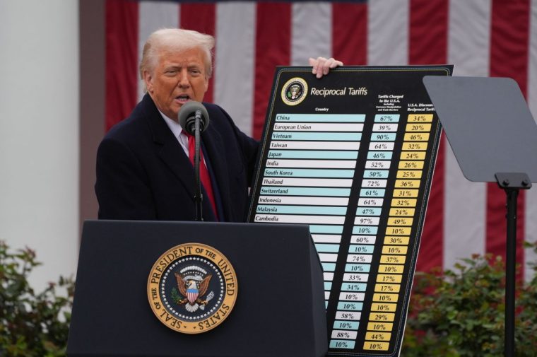 Donald Trump claims that about 70 countries are seeking to reach trade deals with the US since he announced high tariffs for American imports (Photo: Demetrius Freeman / The Washington Post via Getty Images)