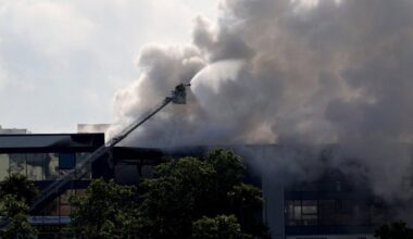 Toxic chlorine cloud in Spain forces 160,000 people indoors across major city | News World