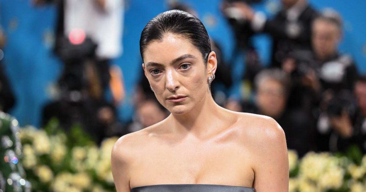 Lorde says she's 'in the middle gender-wise'as she opens up on identity