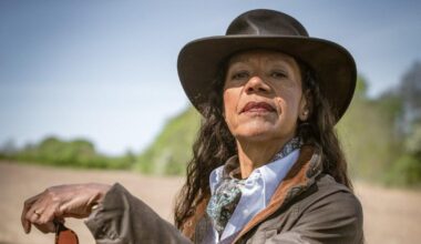 ITV star joins Emmerdale as mysterious new farmer Celia - and an attack follows | Soaps