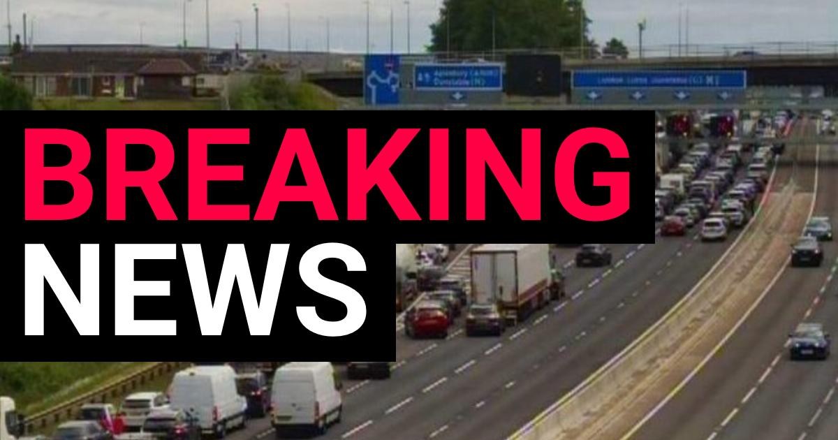 M1 closed towards London after multi-vehicle crash | News UK