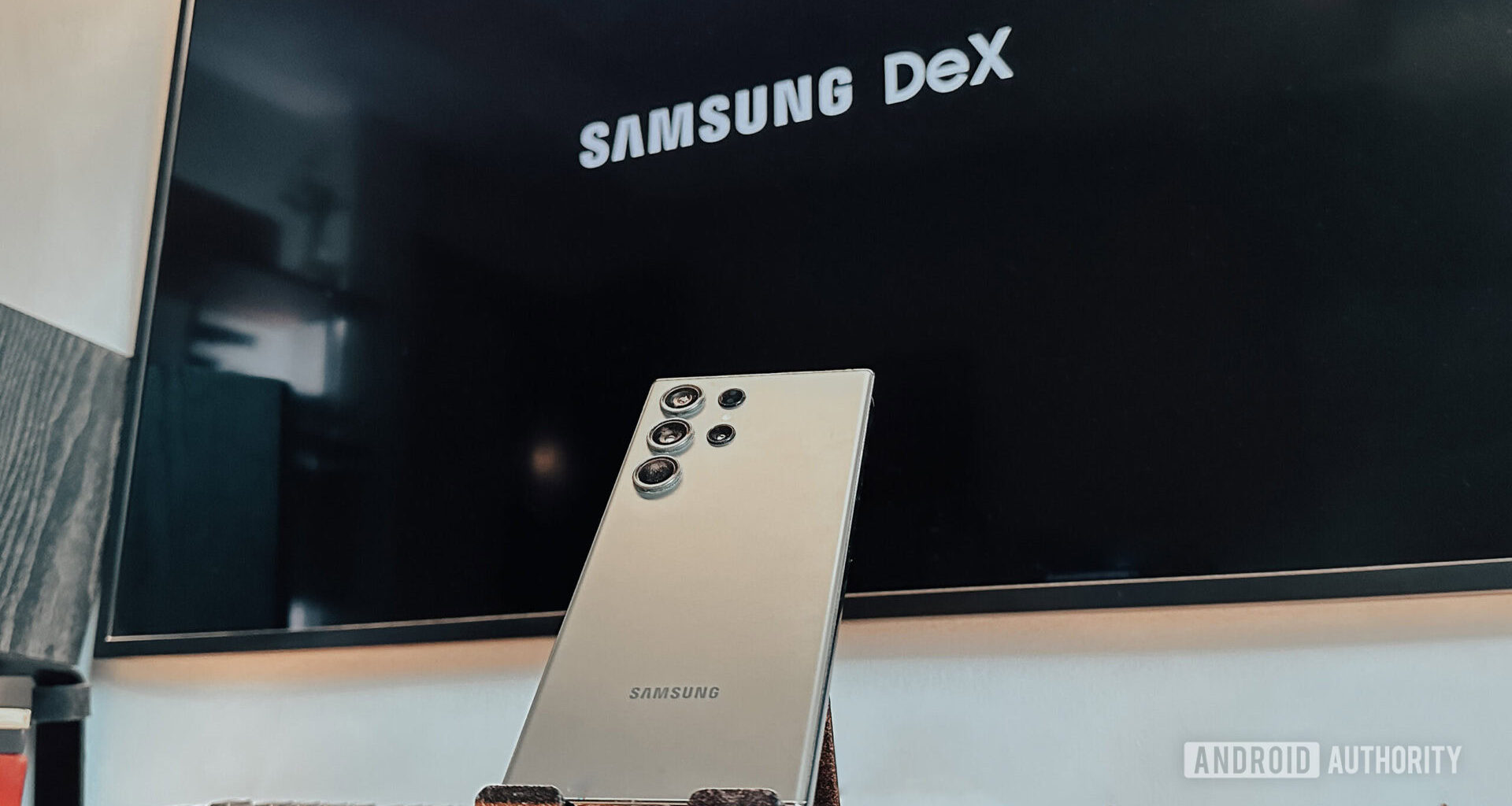 Samsung Dex and Galaxy S23 Ultra