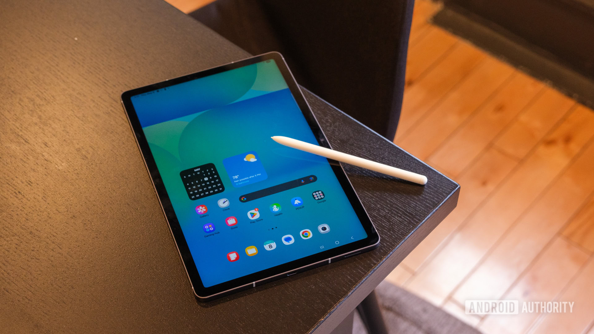 Samsung Galaxy Tab S10 FE with S Pen