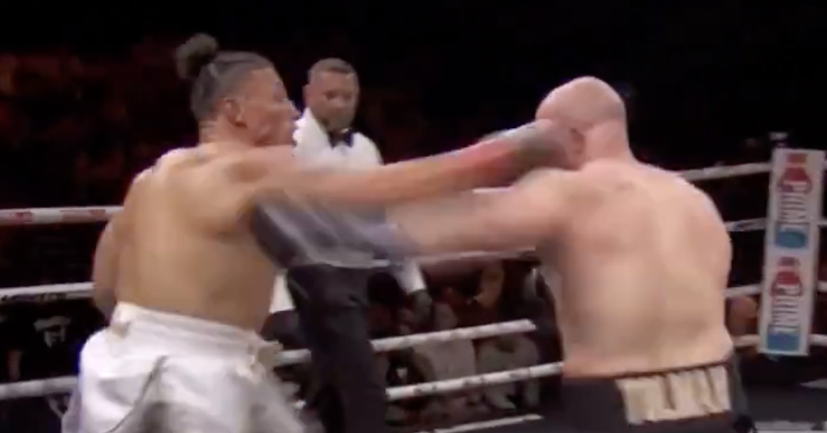 Chase DeMoor survives early knockdown, knocks out Tank Tolman at Misfits Boxing 21