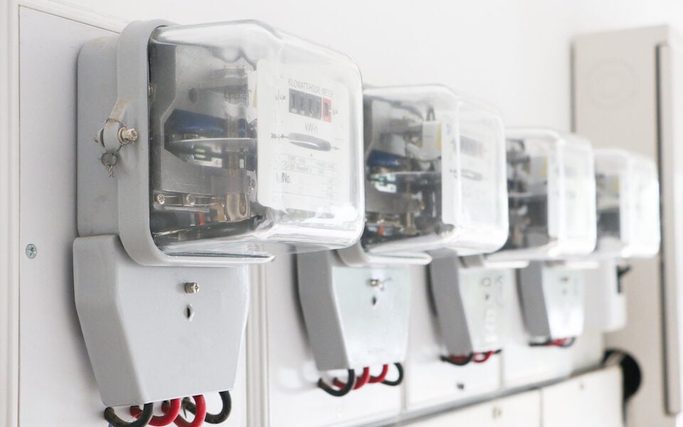 Unpaid power bills soar 40%
