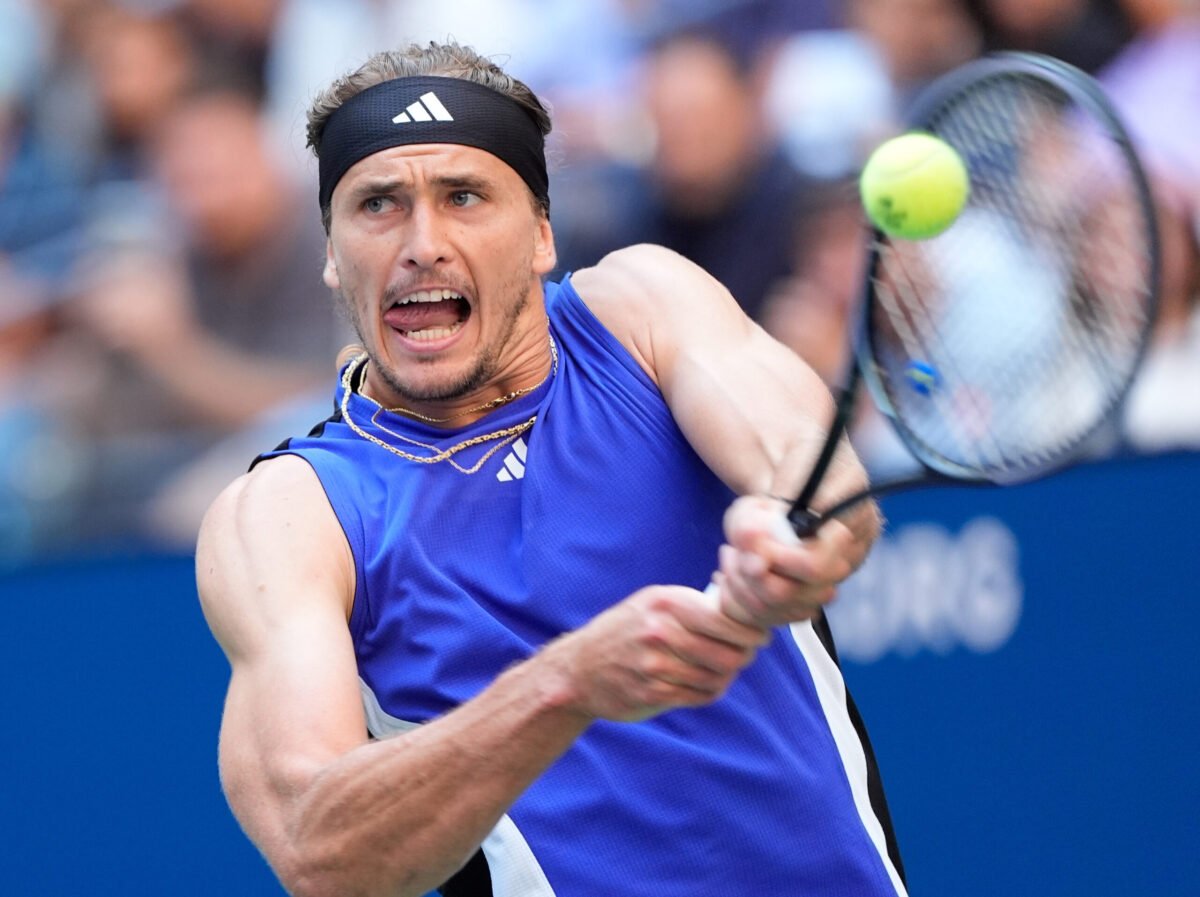 Alexander Zverev in action ahead of ATP Madrid.