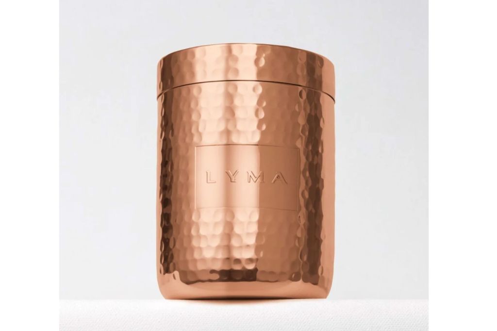 A copper can with supplements 