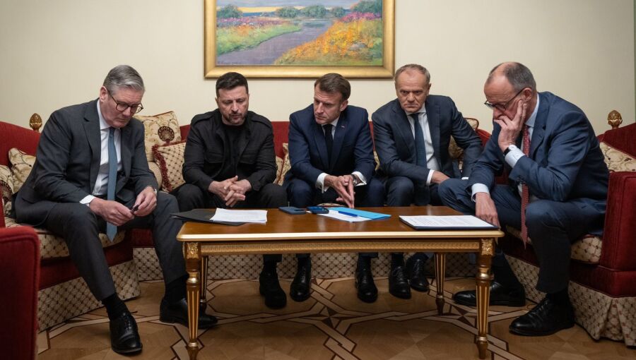 bne IntelliNews - EU leaders demand Putin end hostilities or face crushing sanctions