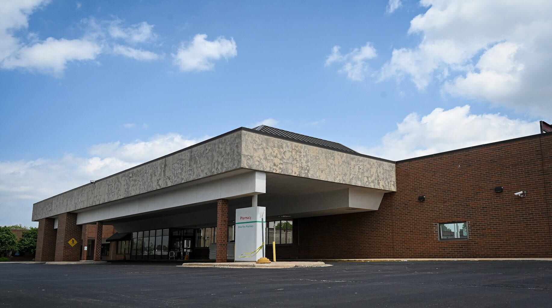 Former Hilander at Brynwood Square in Rockford set to become new fitness center
