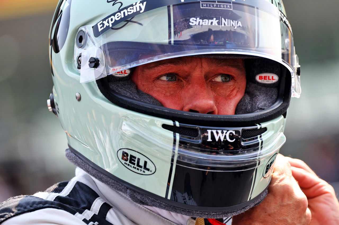 Brad Pitt ignores F2 driver to drive super fast in F1 movie