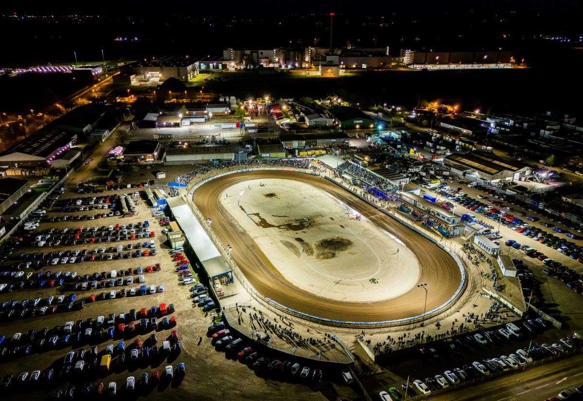 King’s Lynn back in home action against Sheffield at the Adrian Flux Arena after defeat against Leicester on their travels
