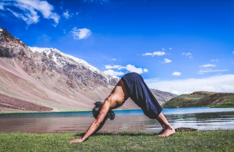 Adhomukhi Svanasana(Grand Master Akshar)