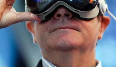 Apple Vision Pro: Future of Mixed Reality or Just Pricey Toy? - Analytics Insight