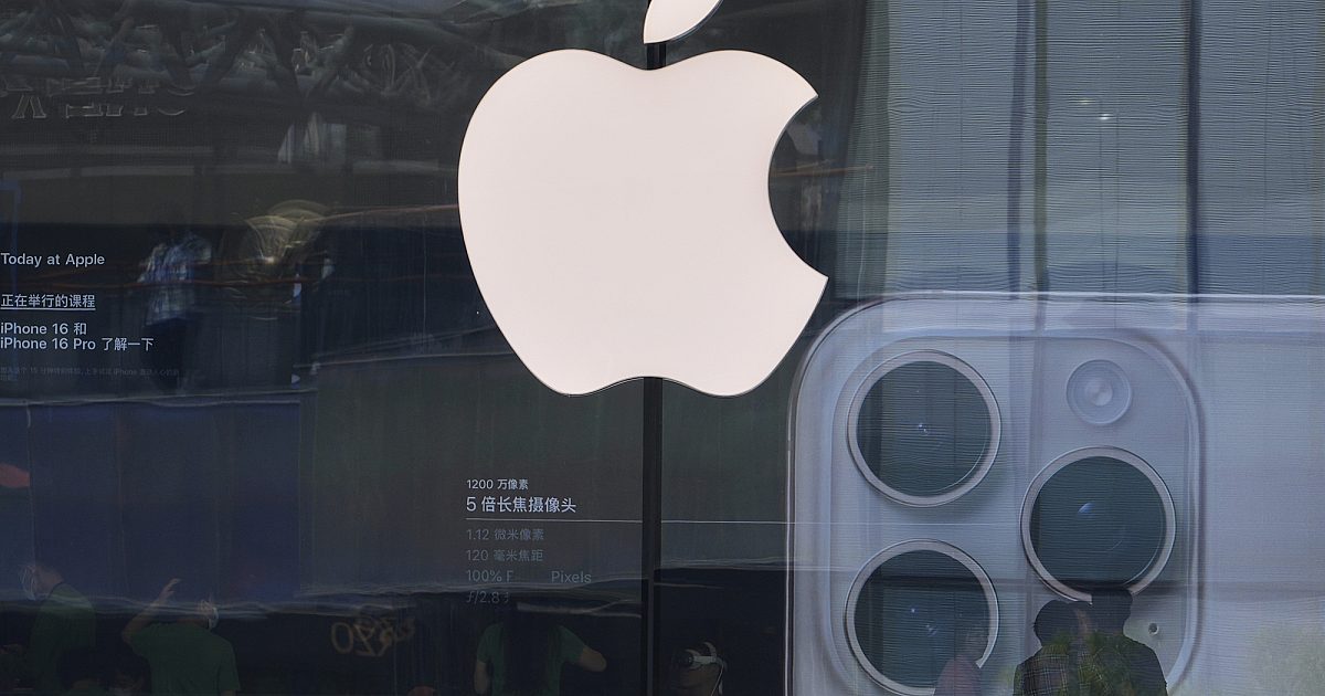 Trump threatens more tariffs on Apple, European Union