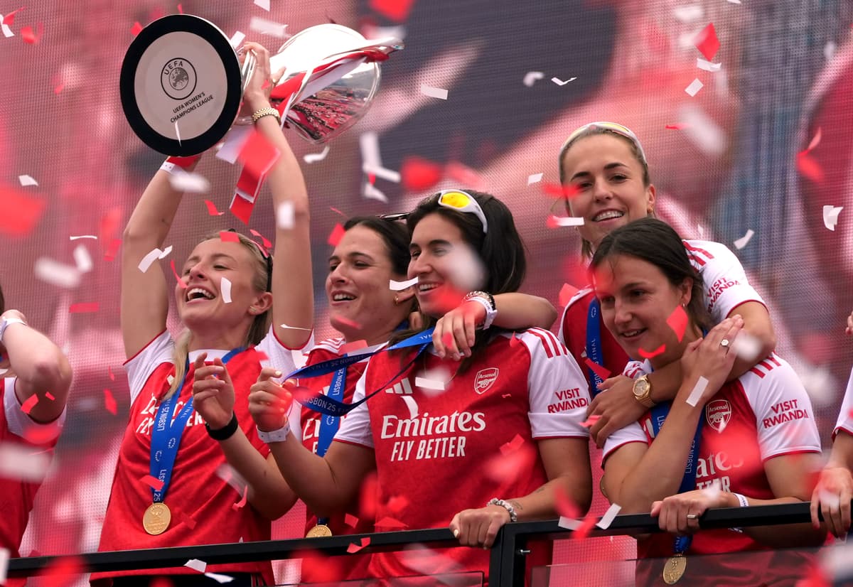 Arsenal celebrate 'magic' Champions League win with huge crowd - London Evening Standard