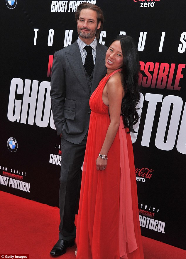 and her mother is Yessica Kumala. Josh married his Indonesian wife in 2004 and in 2009 the couple welcomed Java. Seen in 2011