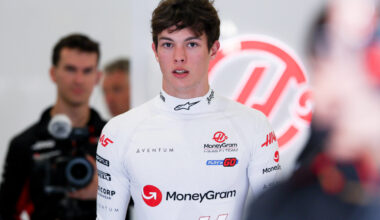 F1 star left red-faced after parking nightmare