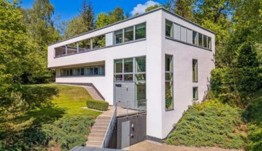 Architect sells unique dream Glasgow home after 20 years with spa and roof terrace - for eye watering price