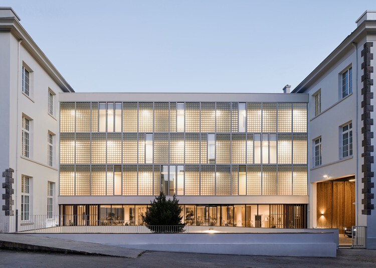 Brest Post Office Transformation / Chatillon Architectes - Exterior Photography, Facade, Concrete
