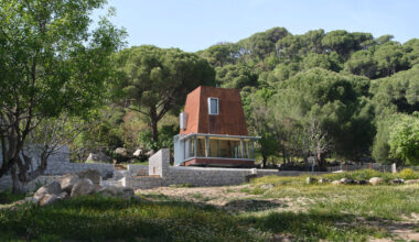 corten steel wraps angular cabin contrasting pergamon forests in turkey