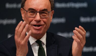 Supporting image for story: Bank of England head welcomes UK efforts with EU