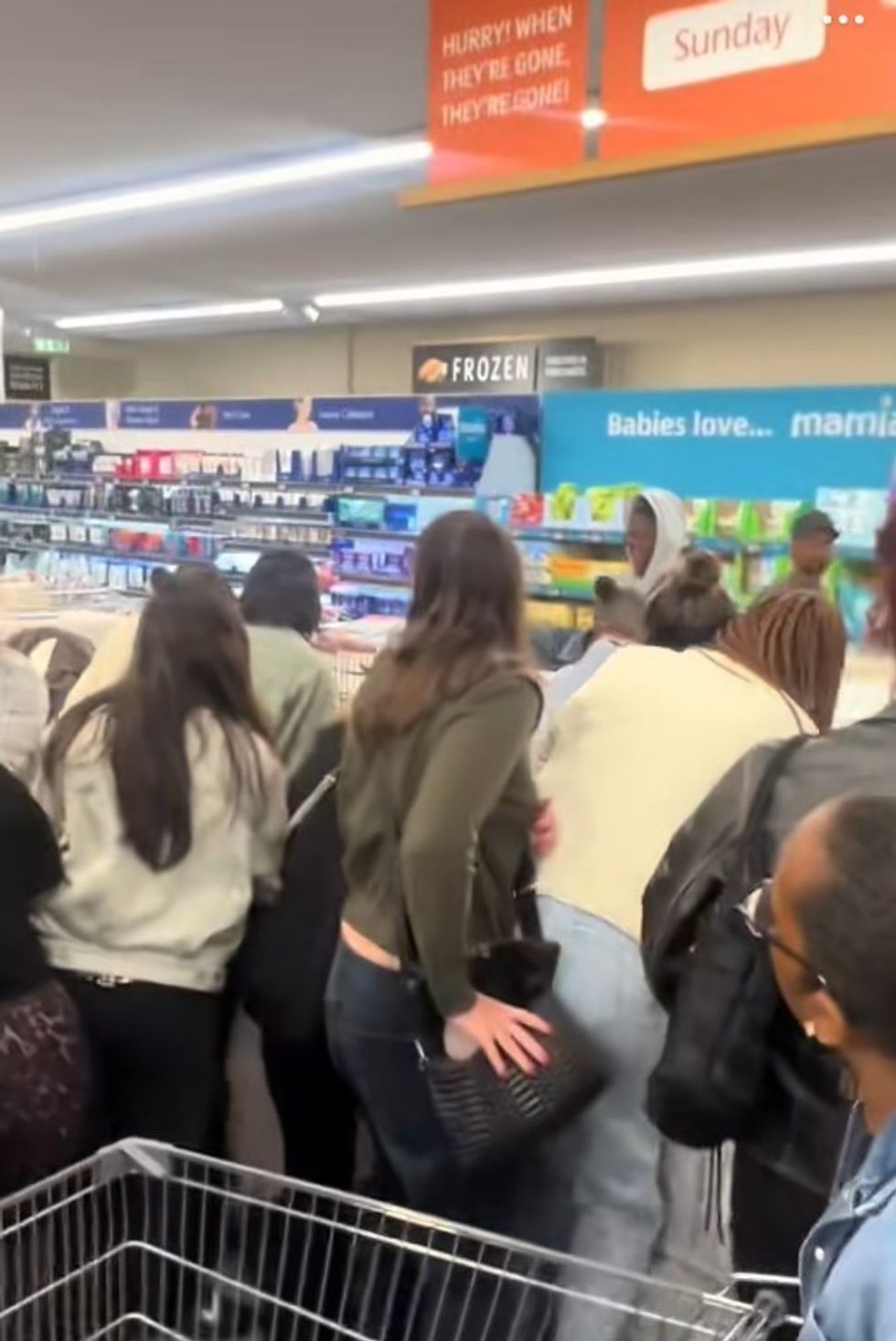 Chaos in Aldi as shoppers try to secure a Reformer Pilates Machine