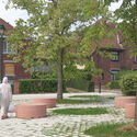 Contemporary Garden City / L’atelier DEV architecture - Exterior Photography, Garden, Brick