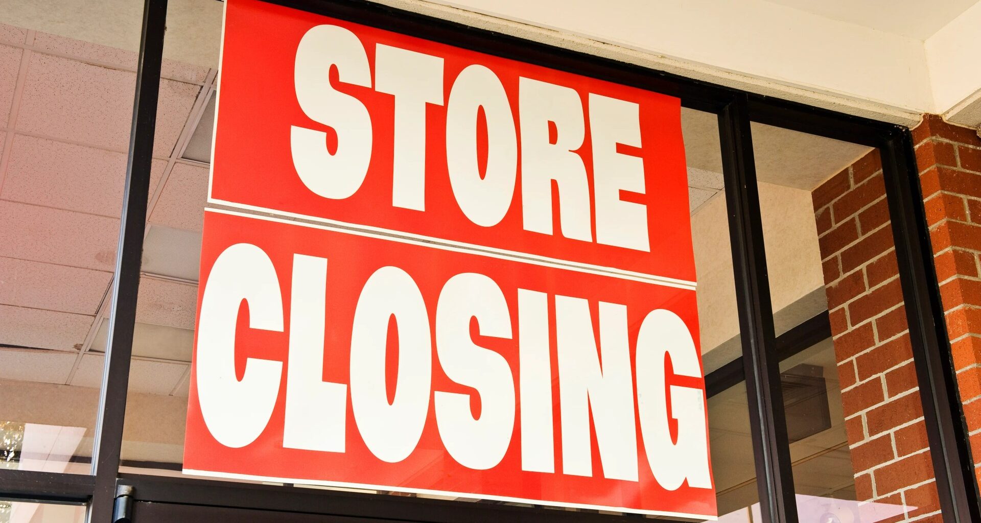 Major fashion retailer with 20 UK shops suddenly closes Glasgow store
