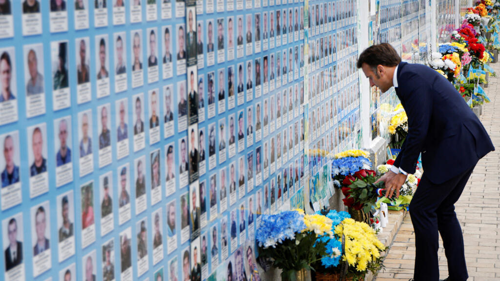 France insists on ceasefire as Russia agrees to direct talks with Ukraine