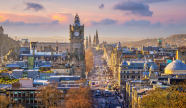 Old town Edinburgh city skyline, Scotland