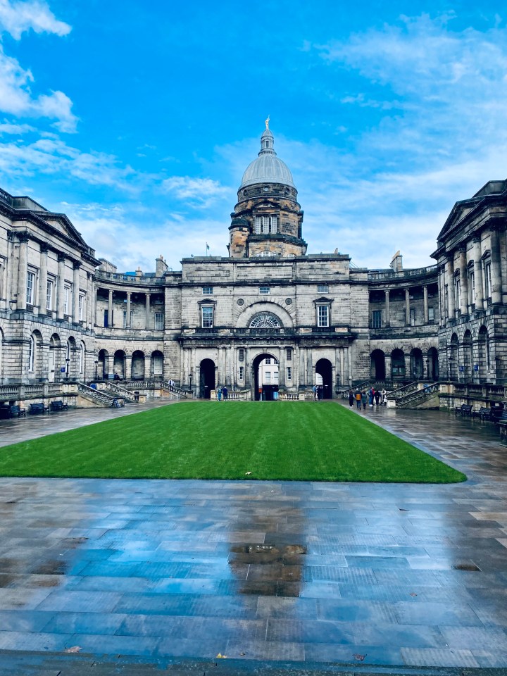 Edinburgh University quadrangle.