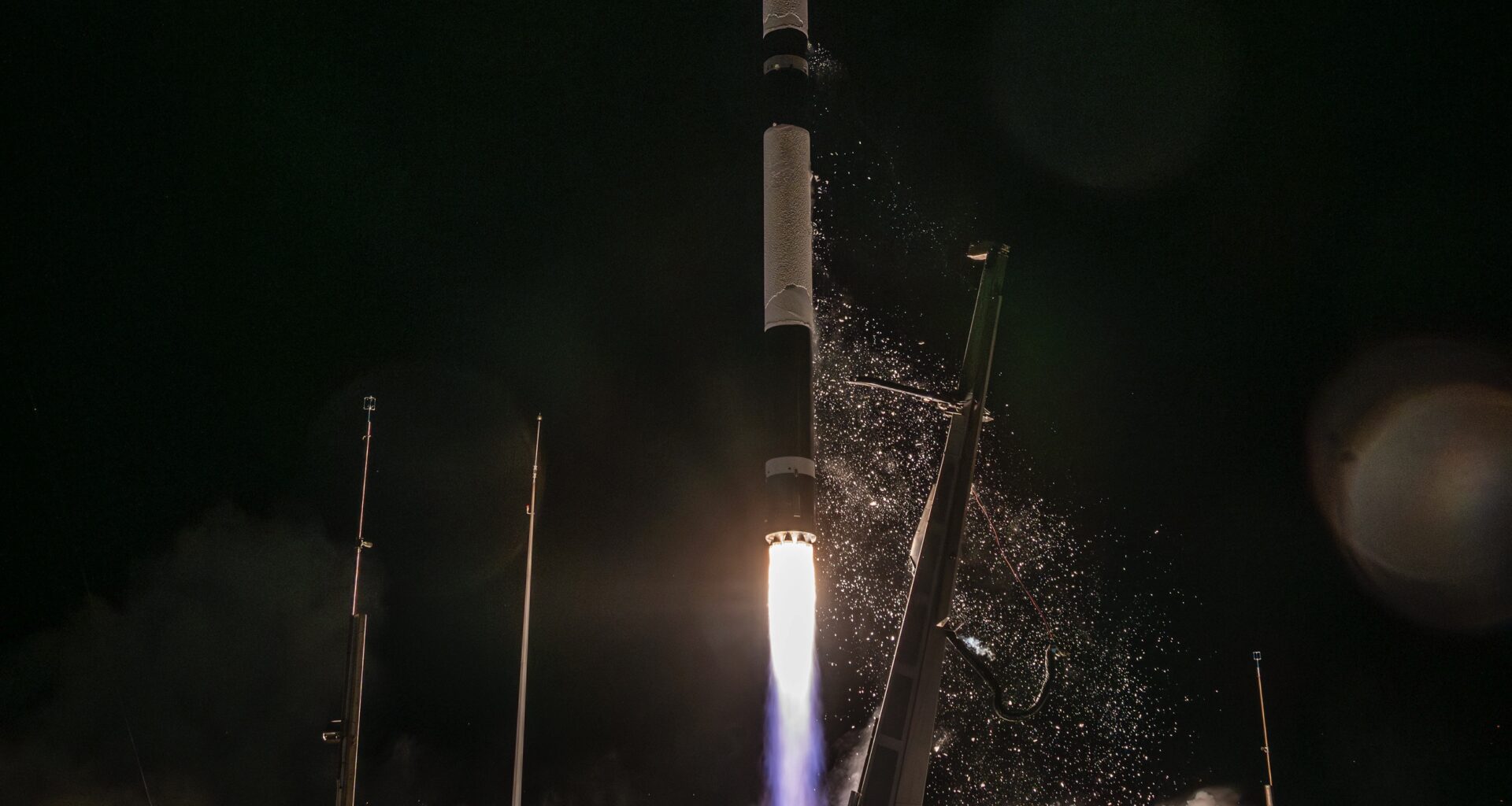 Rocket Lab launches radar imaging satellite for iQPS