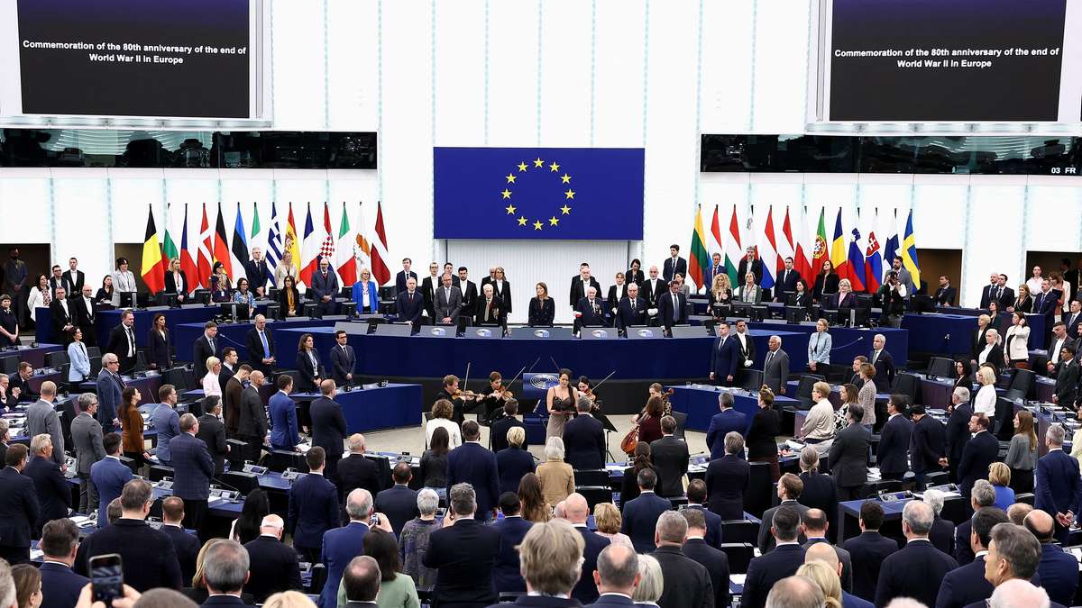 European Parliament passes resolution calling for PA funding freeze over hateful textbooks - The Jewish Chronicle