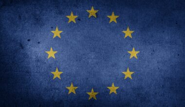 EU to charge €2 fee on small imported packages