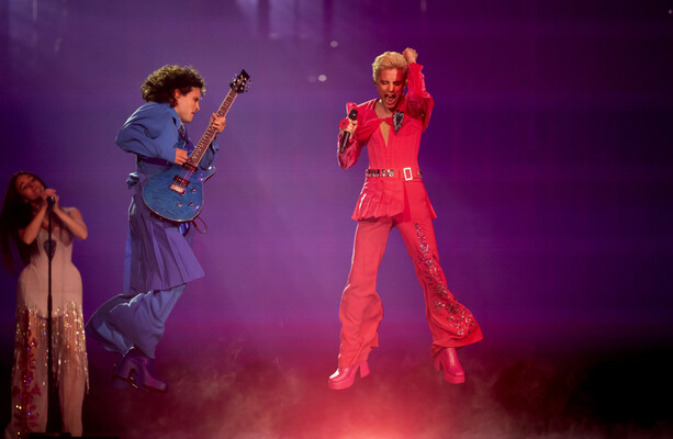 Ukraine, favourites Sweden and Estonia all through to the Eurovision Grand Final - The Journal