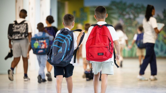French school children