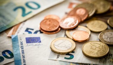 Keep some cash under your mattress, says Dutch central bank – POLITICO