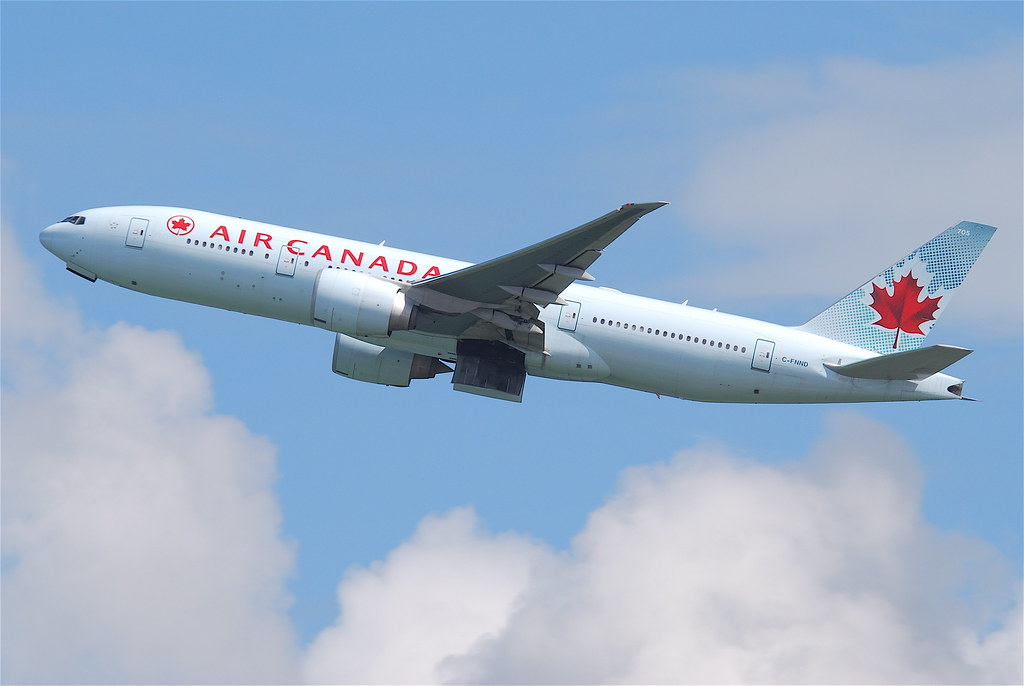 Air Canada Passenger Suffered Food Poisoning on London-Vancouver Flight