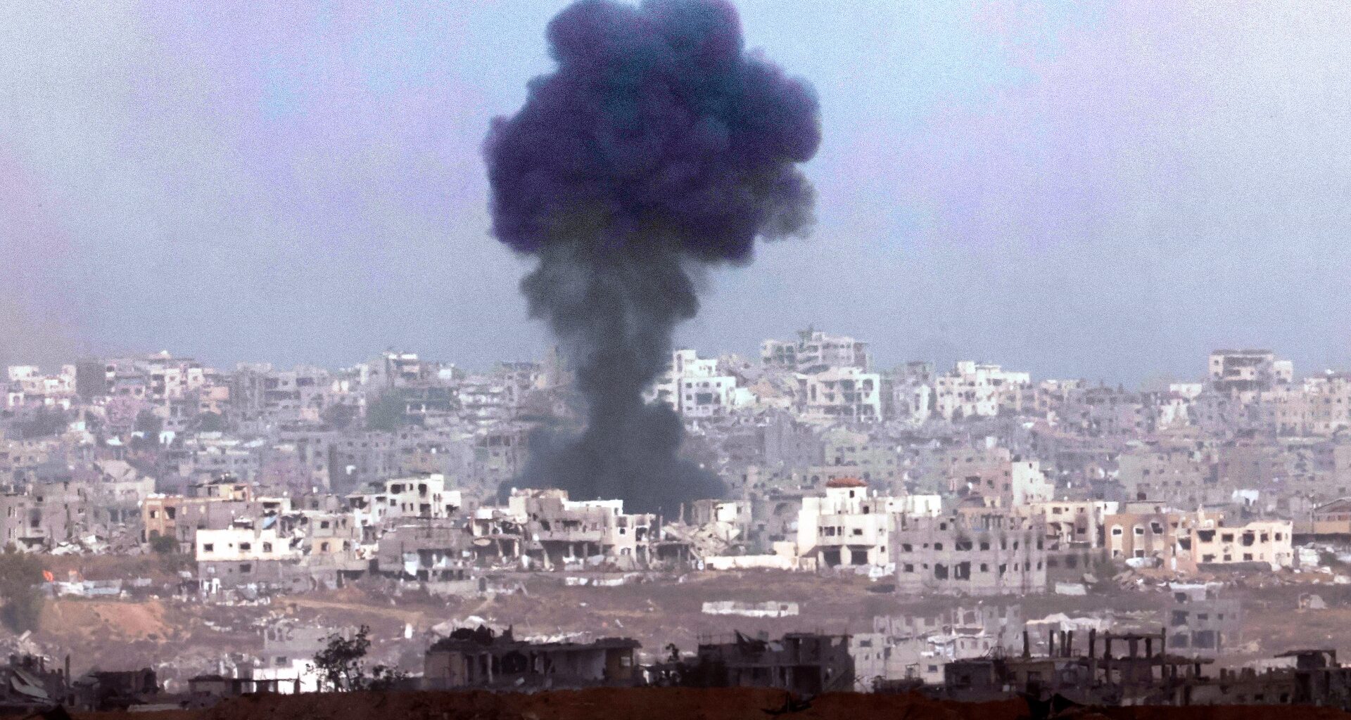 Carbon footprint from Israel's war on Gaza exceeds 100 countries