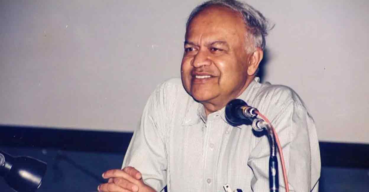 Astrophysicist Jayant Vishnu Narlikar. Photo: X/@ONGC_