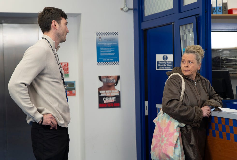 kit, bernie winter, coronation street