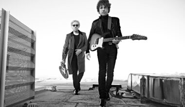 The Kooks "had to Google Fontaines D.C." after meeting them