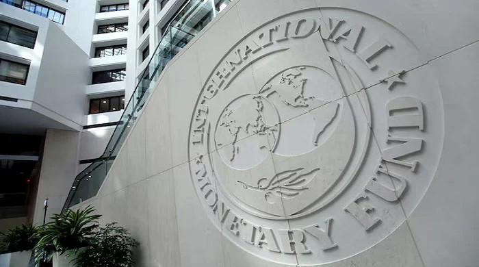 IMF urges Pakistan to ease used car import restrictions, introduce carbon tax