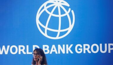 World Bank warns Pakistan's rising tariffs stifling exports