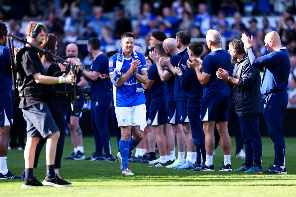 Club legend Jutkiewicz is also leaving